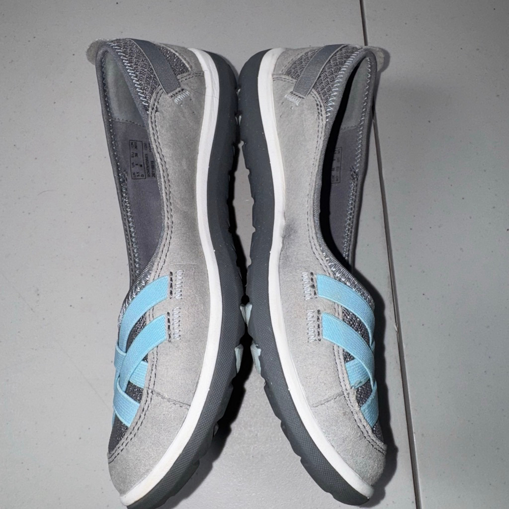 Women's Clarks Aria Pump Outdoor SlipOn Flat Shoes Size 8 Medium Blue Gray - Picture 5 of 9